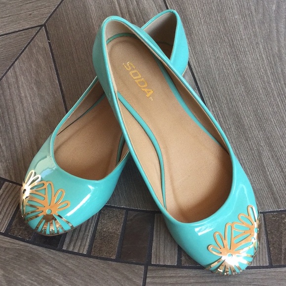 Turquoise Shoes Size 7 1/2 - Picture 5 of 7